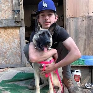 Meet your Posher, Austin